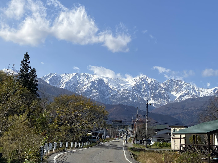 雪化粧をした白馬三山の冬景色